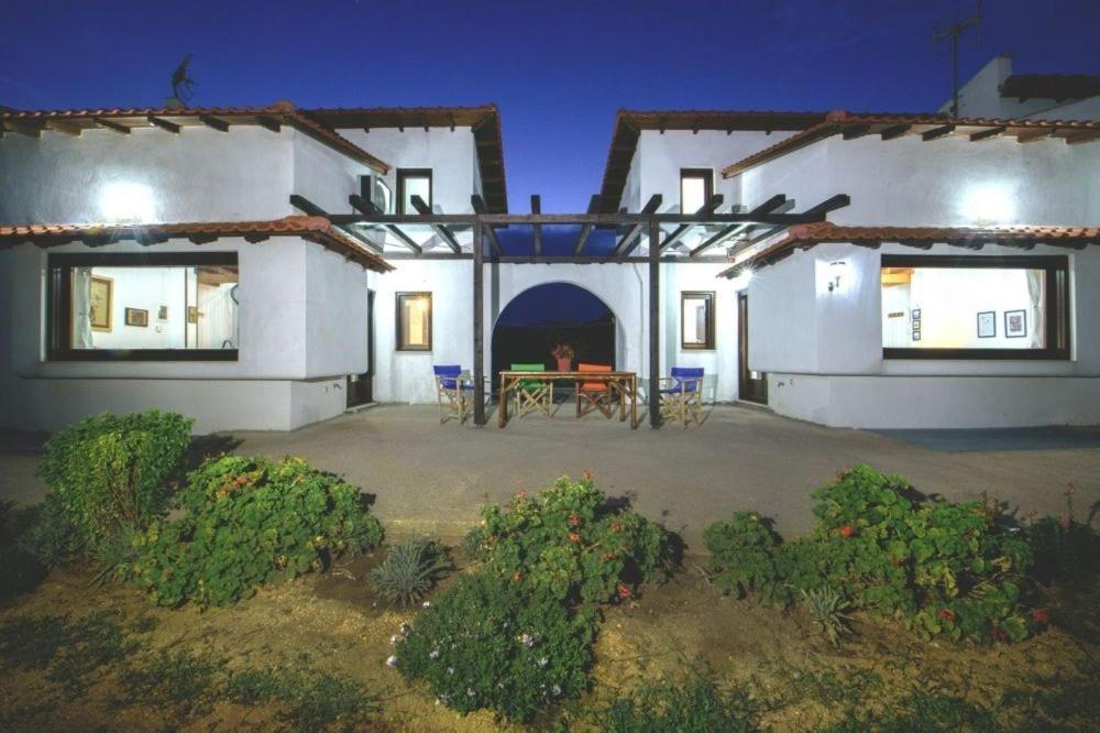Katevi Luxury Seafront Villa Ierissos Exterior foto